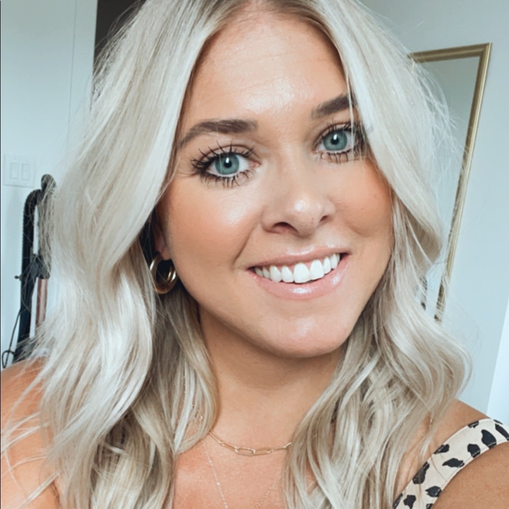 Meet your Posher, Aimee
